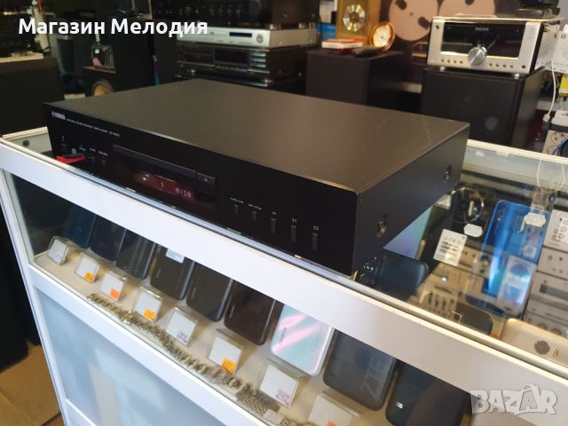 CD Player YAMAHA CD-S300 USB/iPod връзка на предния панел. Чете всички дискове и mp3. В отлично техн, снимка 11 - Декове - 46611626