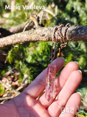 ръчно изработени макраме колиета с UV смола, снимка 8 - Колиета, медальони, синджири - 53107780