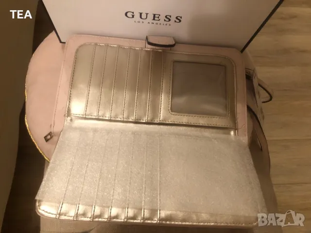 Дамска чанта GUESS, снимка 6 - Чанти - 46876822