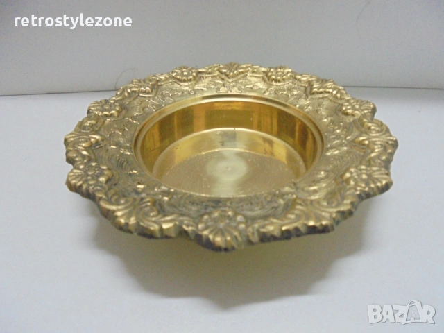 № 8461 Стара бронзова купичка с орнаменти, снимка 5 - Други ценни предмети - 53181881