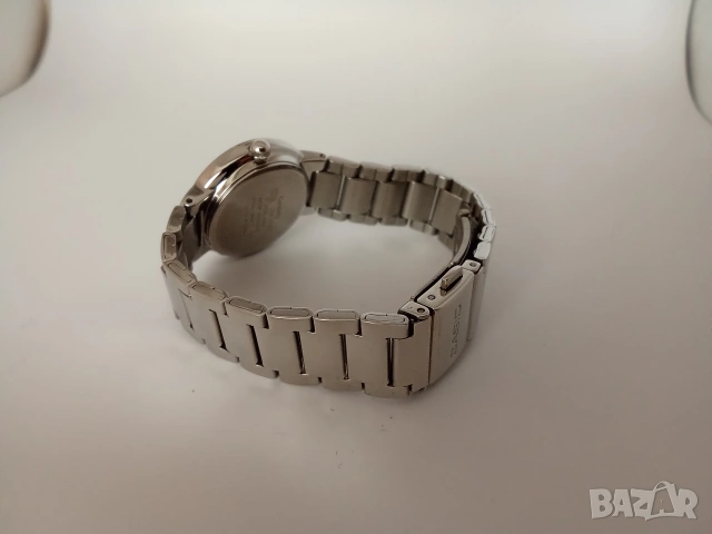 Дамски часовник стоманен Casio , снимка 4 - Дамски - 53623942
