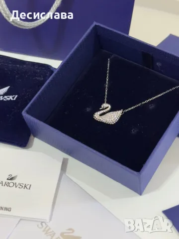 Ново колие на Swarovski Swan, снимка 2 - Колиета, медальони, синджири - 47167955