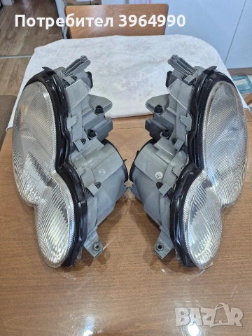 Оригинални фарове HELLA за Мерцедес С клас W203 спорт купе преди фейс , снимка 4 - Части - 53399777