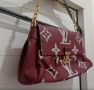 Оригинална уникална чанта Louis Vuitton със сертификат, снимка 9