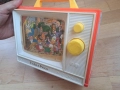 ретро английска детска музикална играчка телевизор Fisher price , снимка 5