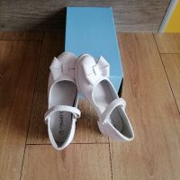 Детски обувки за момиче бели, снимка 2 - Детски обувки - 45712088