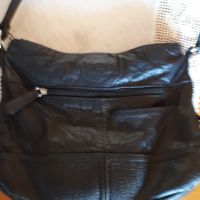 Дамска елегантна и красива чанта от естествена кожа , снимка 4 - Чанти - 45743394