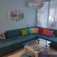 Продавам голям ъглов диван, снимка 1 - Дивани и мека мебел - 45980259