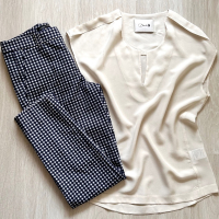 Елегантен панталон в ситно каре Zara & страхотен копринен топ Dante 6 , снимка 12 - Панталони - 45046559