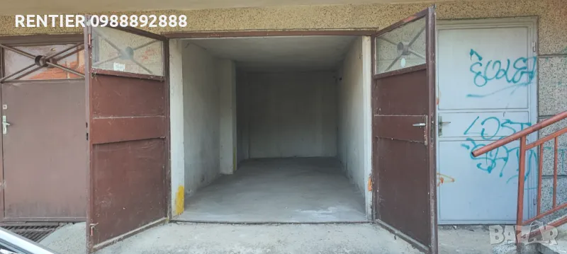 Гараж Русе, снимка 1