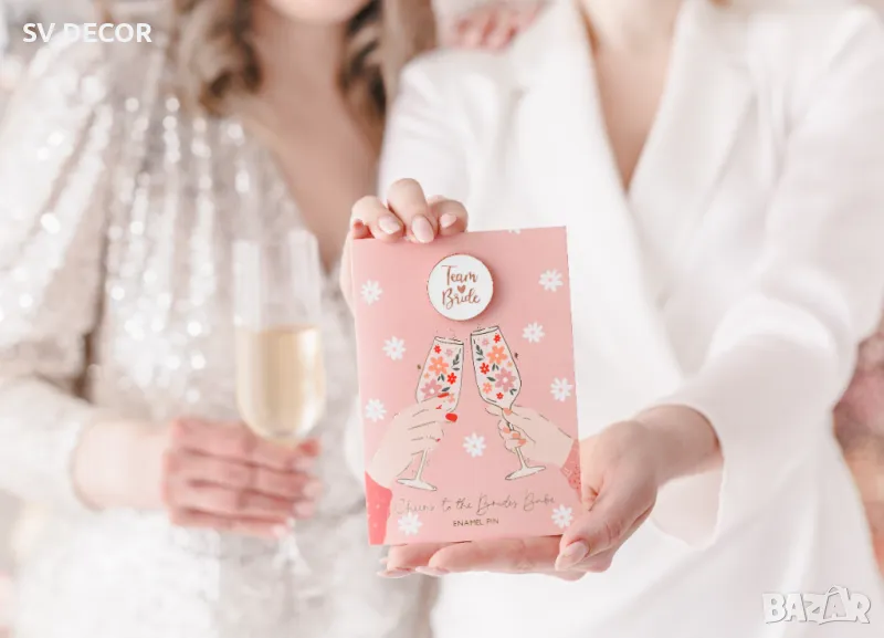 Поздравителна картичка за шаферки със значка "Team Bride", снимка 1
