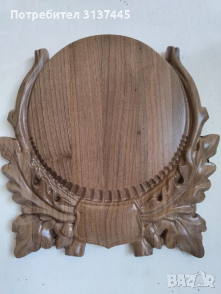 поставка за ловен трофей глиги от диво прасе с дърворезба , снимка 1