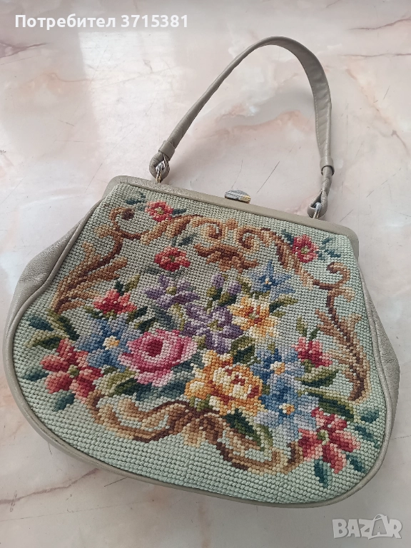 Бродирана чанта., снимка 1
