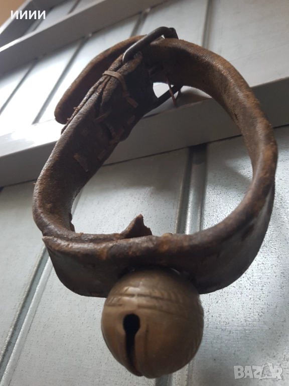 Бронзова хлопка звънец орехче , снимка 1