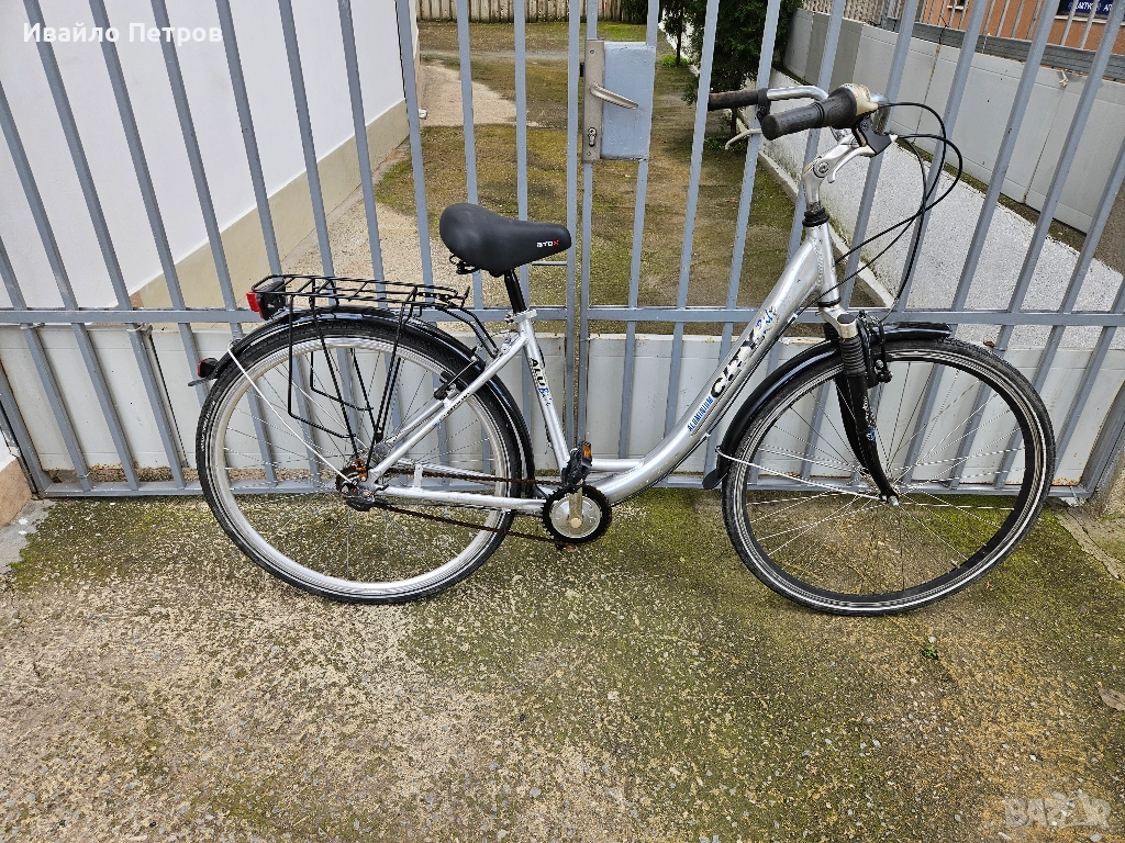 Алуминиев велосипед 28 цола CITY BIKE-шест месеца гаранция, снимка 1