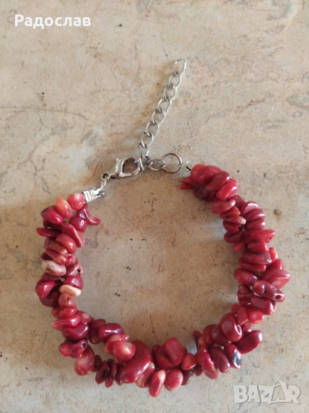 гривна от червен корал, снимка 1