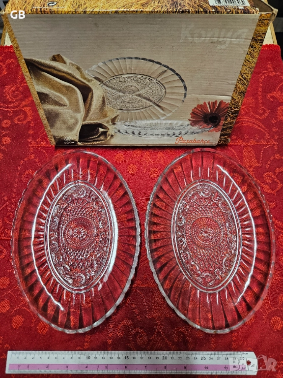Нови 2 бр. овални стъклени плата, снимка 1