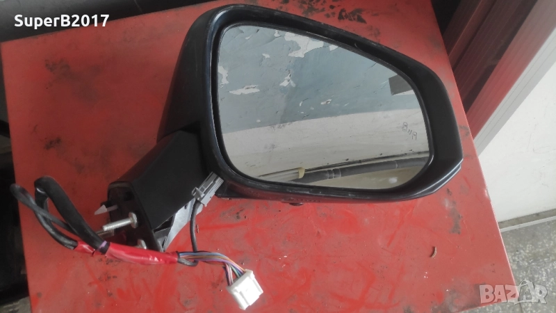 Продавам - оригинално дясно огледало за Тойота Рав 4 2021 г без капачка, снимка 1