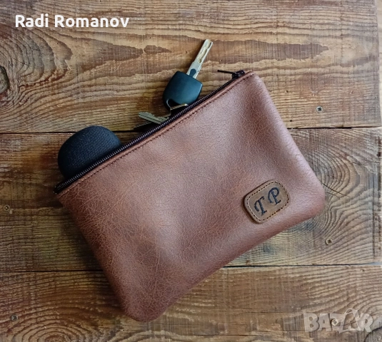 Три броя тоалетни чантички за  дребна козметика, корпоративни подаръци за Коледа, семейни подаръци , снимка 2 - Подаръци за жени - 52546435