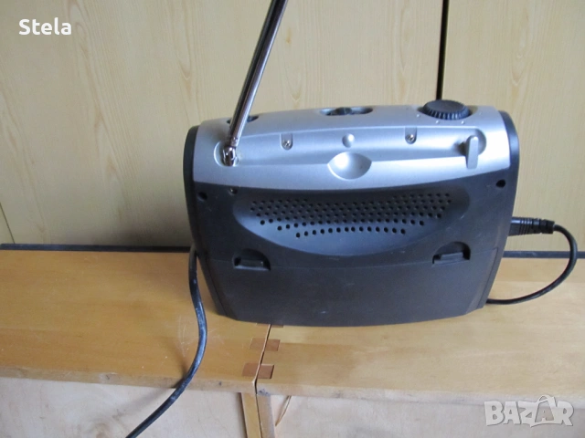 радио PHILIPS MOD AE 2160/00C  - отлично, снимка 4 - Радиокасетофони, транзистори - 54087235