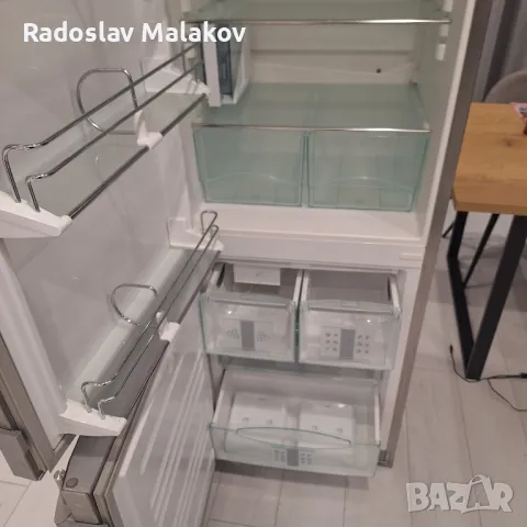 Комбиниран хладилник Liebherr, снимка 2 - Хладилници - 49993458