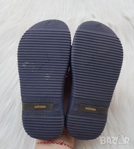 Детски джапанки Adidas №28/29 , снимка 8 - Детски сандали и чехли - 45151596