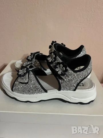 Естесвена кожа сандали Primigi, снимка 3 - Сандали - 50887534