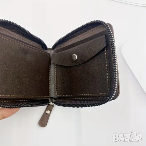 Мъжки портфейл, снимка 2 - Портфейли, портмонета - 53592396