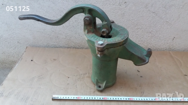 стара соц. помпа за вода - ръчна , снимка 12 - Антикварни и старинни предмети - 52923386