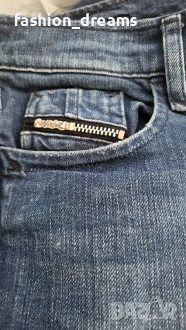 Оригинални дамски дънки Diesel, снимка 3 - Дънки - 50372401