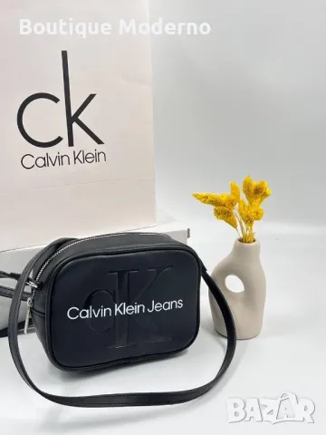 Дамска чанта Calvin Klein, снимка 1 - Чанти - 47611858