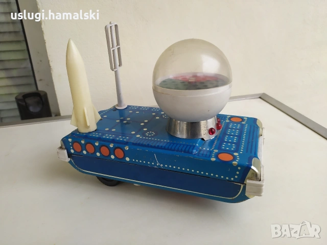 Стара ламаринена играчка