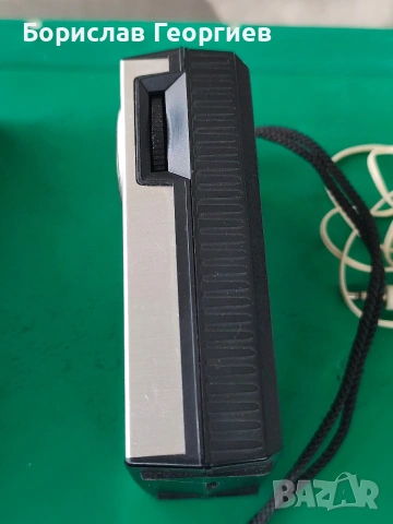 Портативно радио National Panasonic R-1045, снимка 3 - Радиокасетофони, транзистори - 54212625