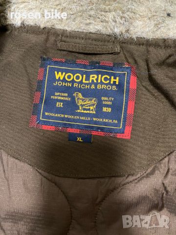 ''Woolrich Thermolite''оригинално мъжко зимно яке ХЛ размер, снимка 4 - Якета - 45358453