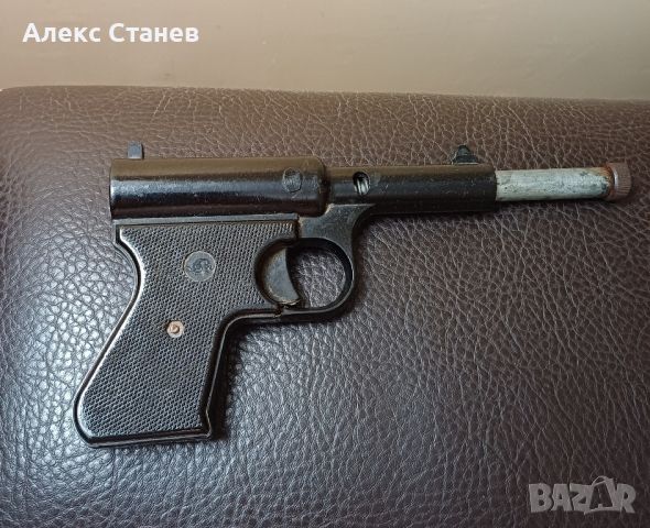 стар въздушен пистолет, снимка 2 - Антикварни и старинни предмети - 46245962