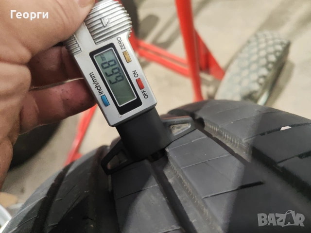 2бр.летни гуми 235/55/17 Hankook, снимка 2 - Гуми и джанти - 53744638