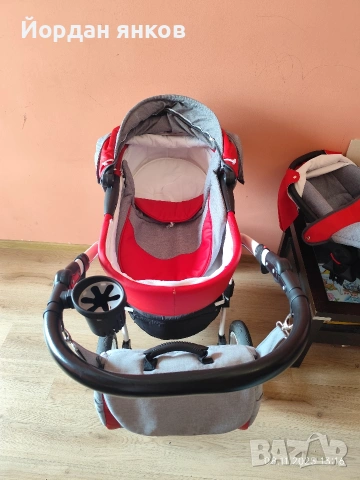 Бебешка количка 3 в 1 със столче за кола Karwala – Сиво и Червено, снимка 5 - Детски колички - 53012823