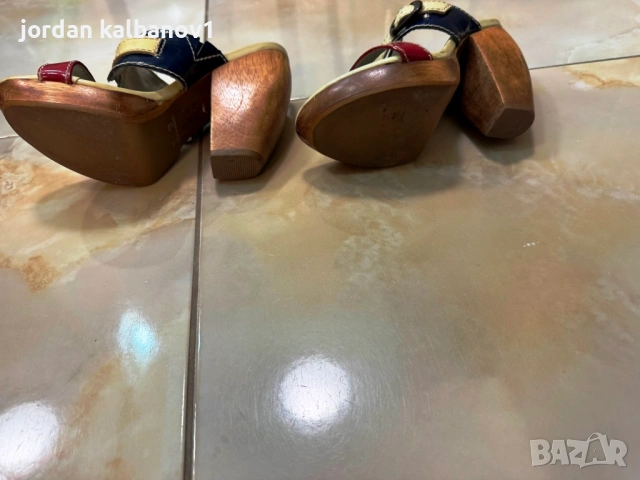 Подарявам - дамски лачени чехли с висок ток Feud номер - 36 стелка - 23см. ток - 10см., снимка 3 - Чехли - 53806268