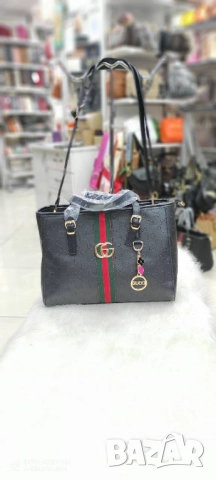 чанти 32х25см tommy hilfiger louis vuitton michael kors chanel gucci tommy hilfiger , снимка 8 - Чанти - 51458189