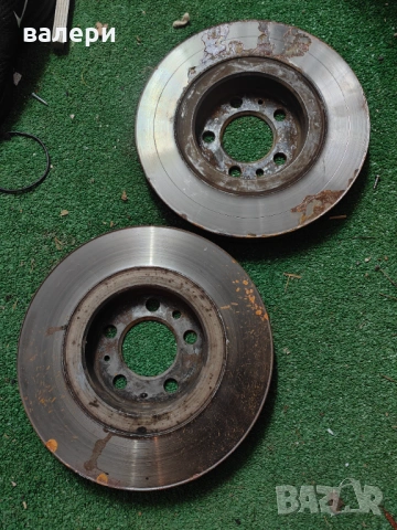 предни спирачни дискове Ауди a3 8l , 1999 перфектни