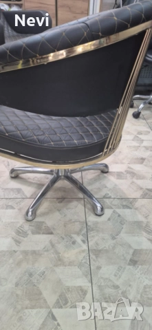 Фризьорско оборудване, снимка 2 - Фризьорски столове - 52156079