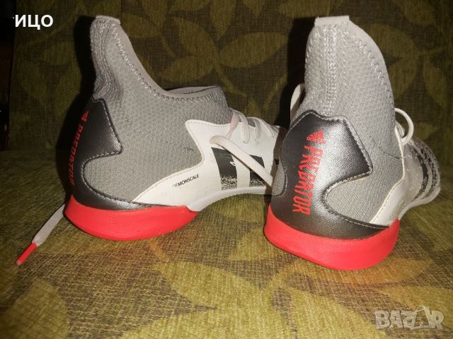 Обувки за футзал Adidas Predator 
, снимка 11 - Спортни обувки - 45880502