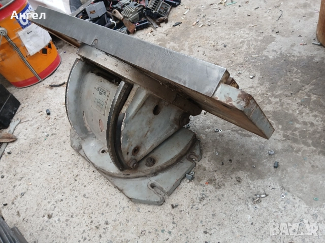 синосова маса за авия