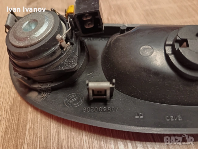 Конзола дясна за Алфа Alfa 147 и ГТ GT с пищялка тонколона говорител. , снимка 8 - Части - 53712641