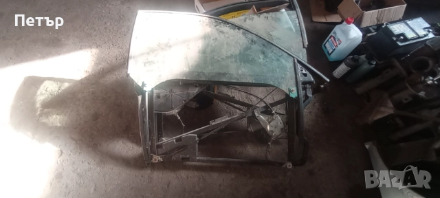 Ляв и десен механизъм с моторче и стъкло за Audi a3 2002г.