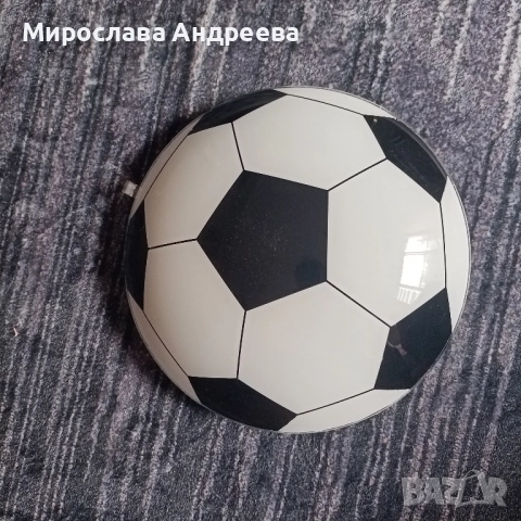 Плафон за таван футболна топка