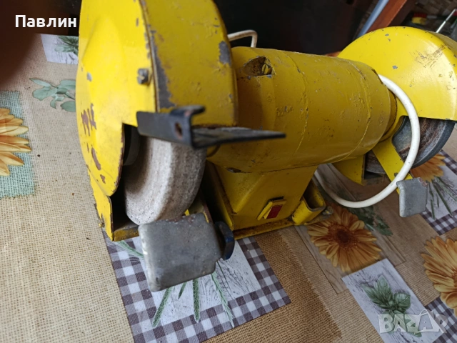 Български шмиргел монофазен Елпром Тетевен , снимка 2 - Други машини и части - 53537415