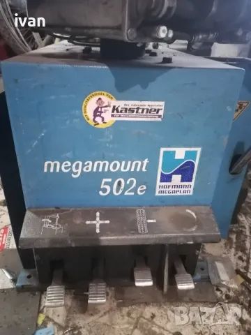 Машина за монтаж демонтаж на гуми hofman megamount 502e, снимка 3 - Индустриална техника - 49617347