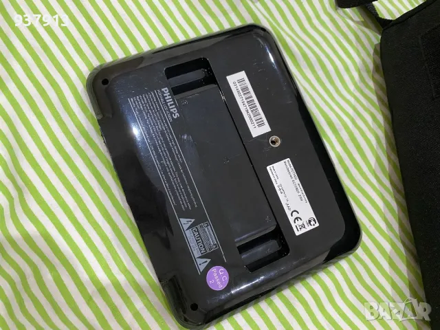 Philips portable dvd player, снимка 8 - Плейъри, домашно кино, прожектори - 46858191