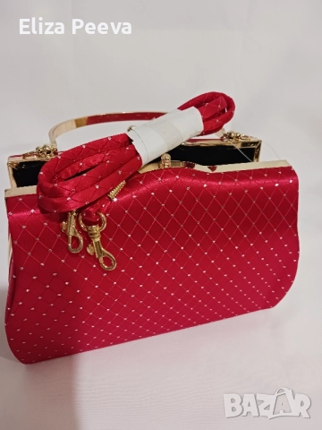 Официална червена чантичка, снимка 2 - Чанти - 52147639